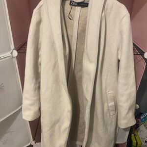 Zara Women's Elegant Cream Cape Coat